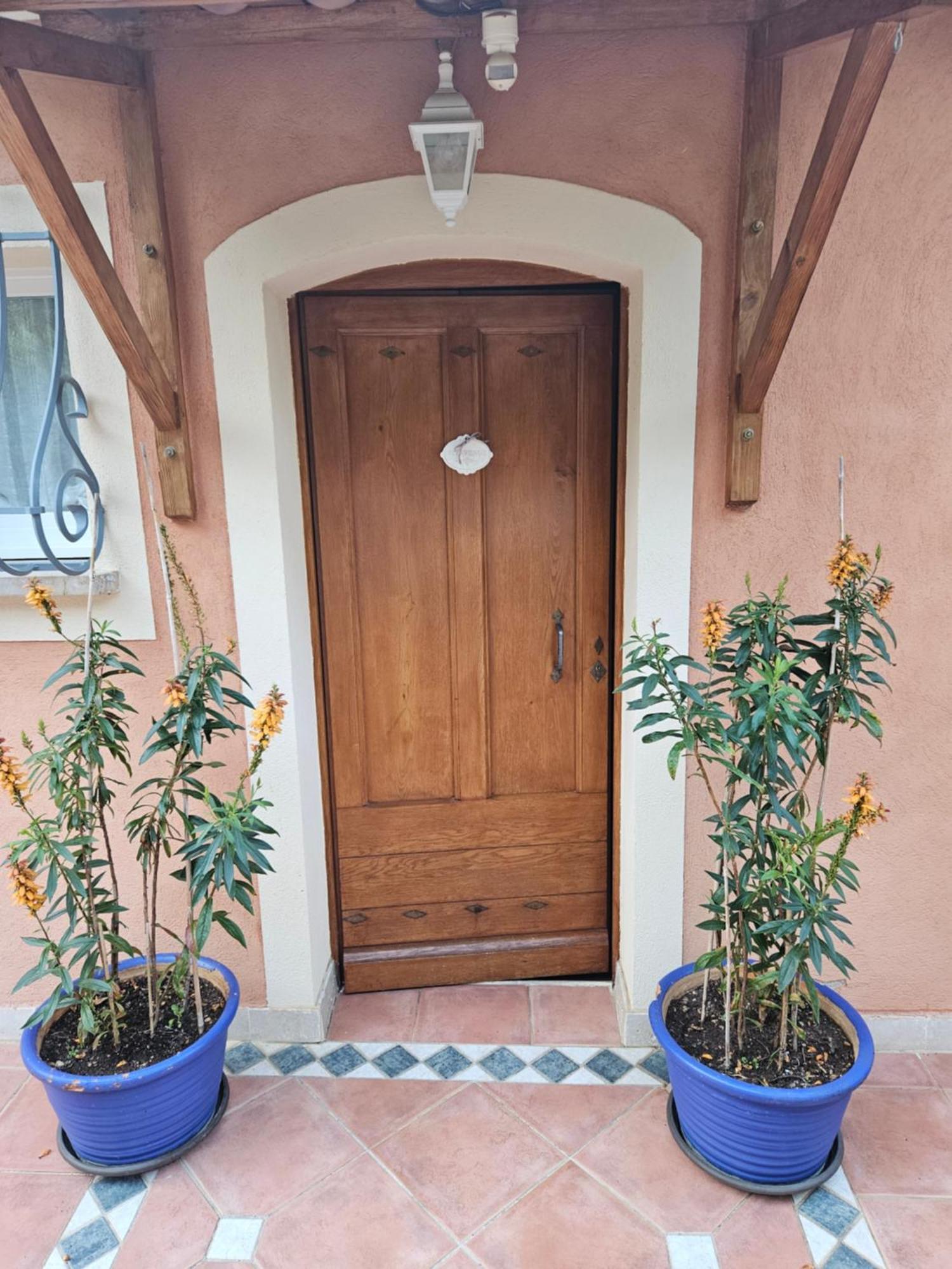 Bed and Breakfast Bastide Des Oliviers Moustiers-Sainte-Marie Exterior foto